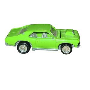 Johnny Lightning Green 1994 '72 Nova SS 1:64 051122DMT3-C1 Loose